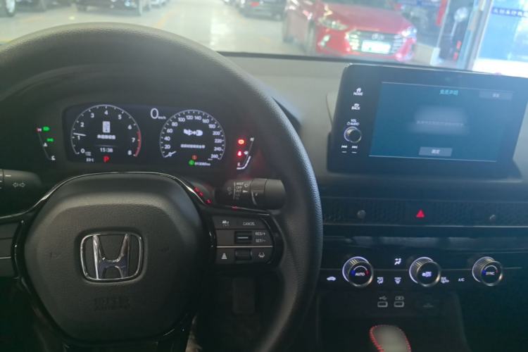 Used Honda Civic 2022 240TURBO CVT Dynamic Edition Center Console