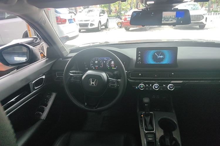 Used Honda Civic 2022 240TURBO CVT Dynamic Edition Center Console