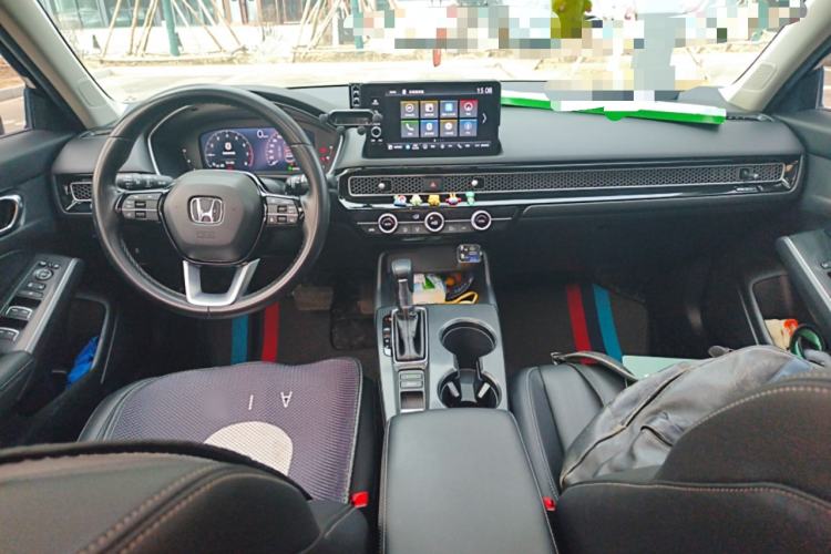 Used Honda Civic 2022 240TURBO CVT Dynamic Control Version Center Console