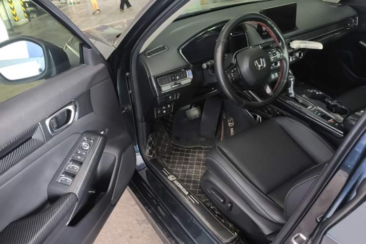 Used Honda Civic 2022 240TURBO CVT Dynamic Control Version Driver Seat