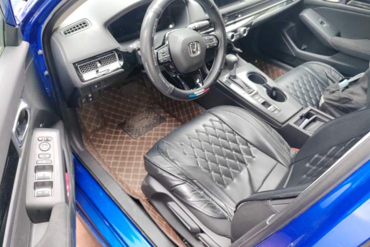 Used Honda Civic 2022 240TURBO CVT Dynamic Edition Driver Seat