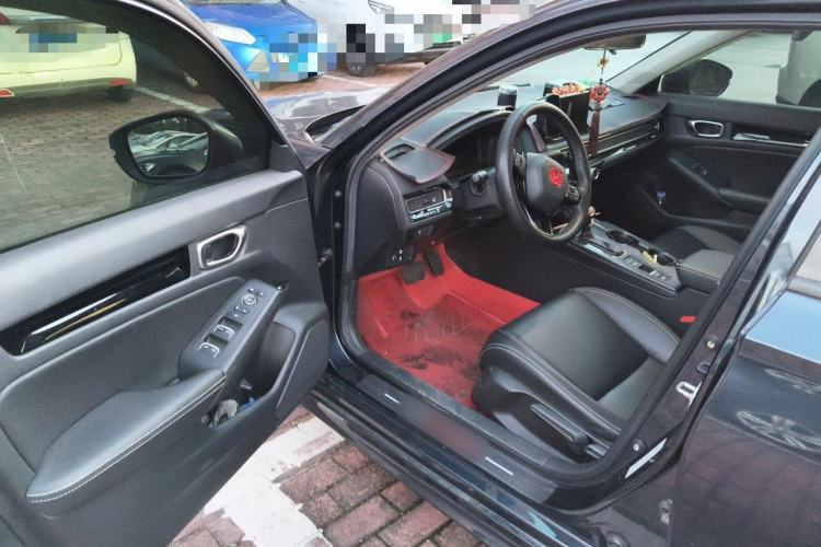 Used Honda Civic 2022 240TURBO CVT Dynamic Edition Driver Seat