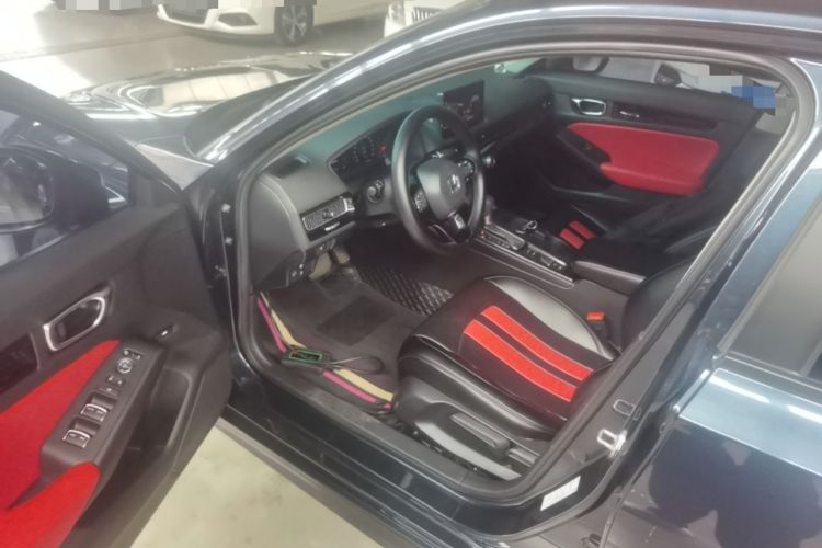Used Honda Civic 2022 240TURBO CVT Dynamic Edition Driver Seat