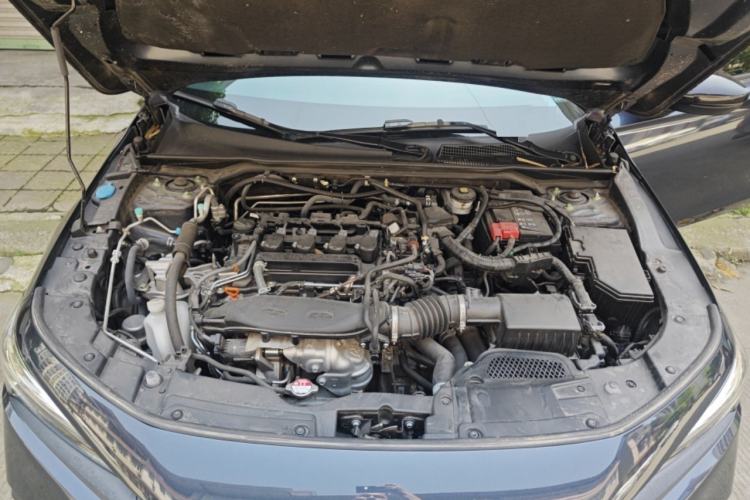 Used Honda Civic 2022 240TURBO CVT Dynamic Edition Engine Bay