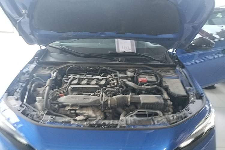 Used Honda Civic 2022 240TURBO CVT Dynamic Edition Engine Bay