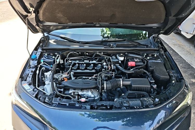 Used Honda Civic 2022 240TURBO CVT Dynamic Edition Engine Bay