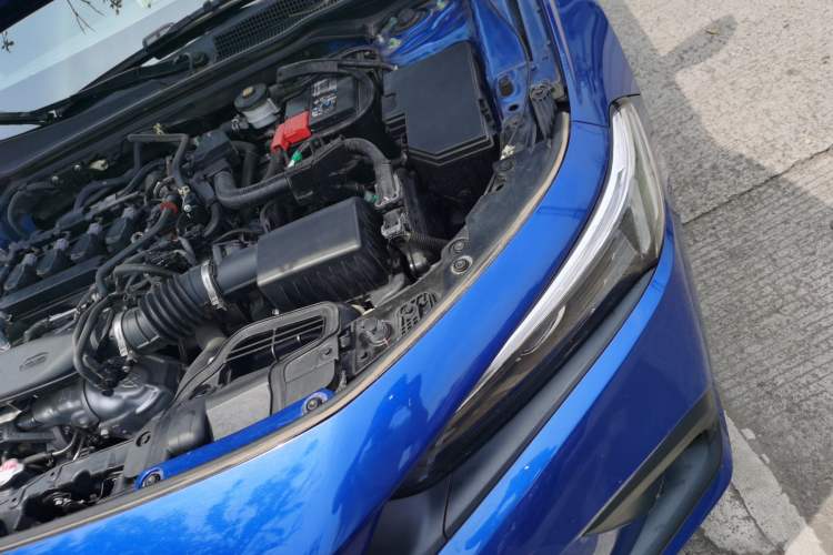 Used Honda Civic 2022 240TURBO CVT Dynamic Edition Engine Bay Left