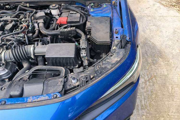 Used Honda Civic 2022 240TURBO CVT Dynamic Edition Engine Bay Left