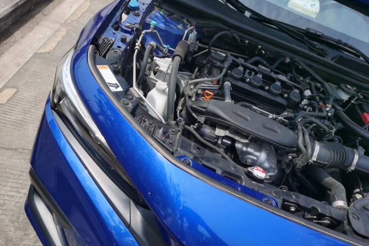 Used Honda Civic 2022 240TURBO CVT Dynamic Edition Engine Bay Right