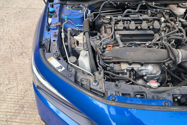 Used Honda Civic 2022 240TURBO CVT Dynamic Edition Engine Bay Right