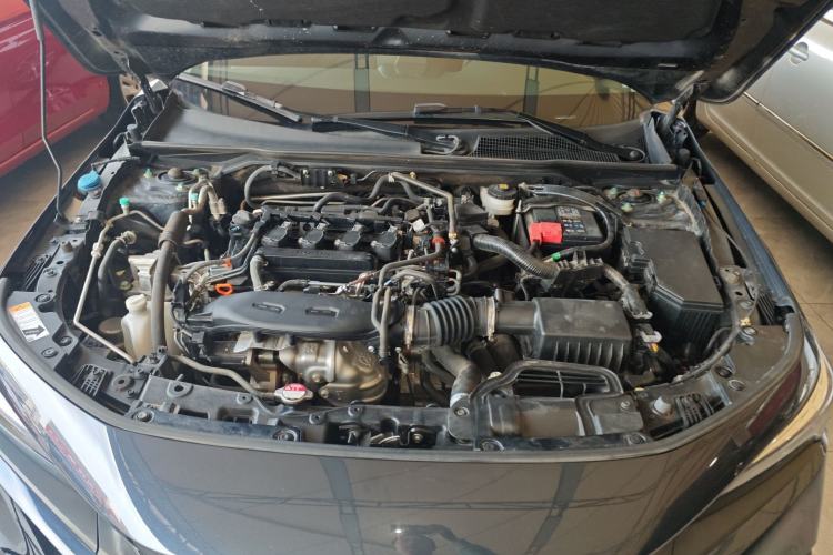 Used Honda Civic 2022 240TURBO CVT Dynamic Edition Engine Bay