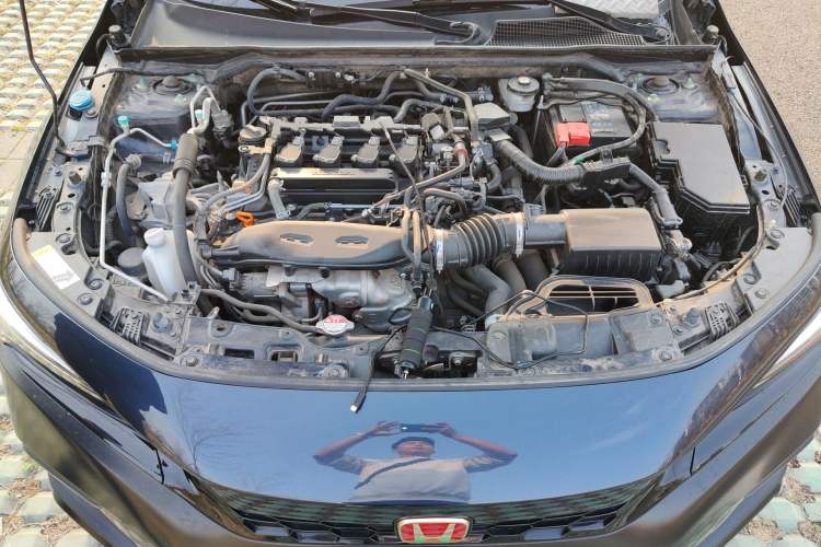 Used Honda Civic 2022 240TURBO CVT Dynamic Control Version Engine Bay