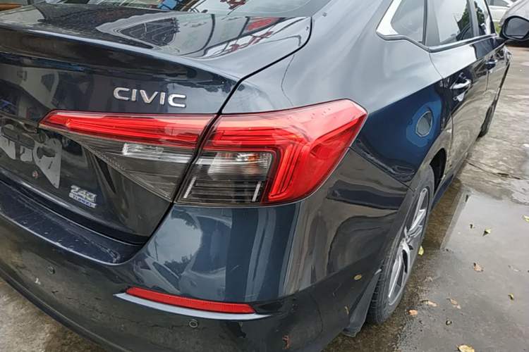 Used Honda Civic 2022 240TURBO CVT Dynamic Edition Exterior 3