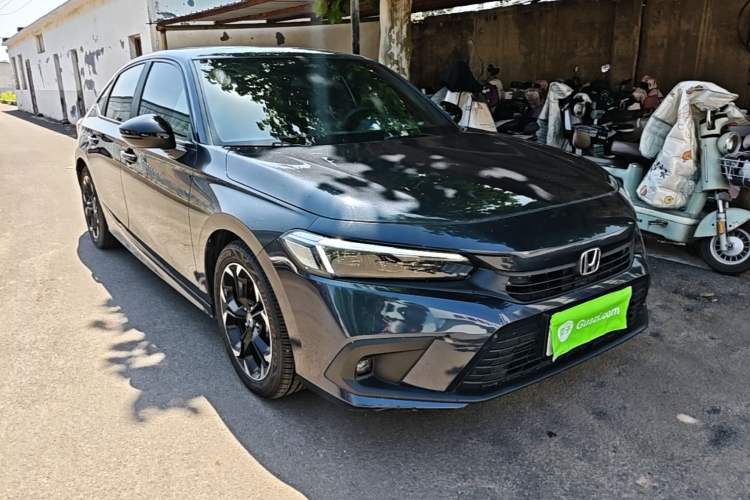 Used Honda Civic 2022 240TURBO CVT Dynamic Edition Front Right 45 Deg