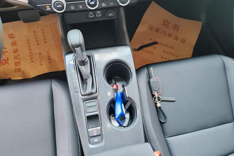 Used Honda Civic 2022 240TURBO CVT Dynamic Edition Gear Lever