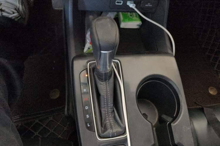 Used Honda Civic 2022 240TURBO CVT Jingcheng Edition Gear Lever