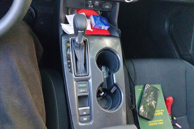 Used Honda Civic 2022 240TURBO CVT Dynamic Edition Gear Lever