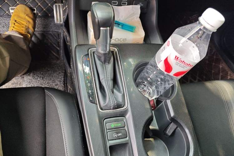 Used Honda Civic 2022 240TURBO CVT Dynamic Edition Gear Lever