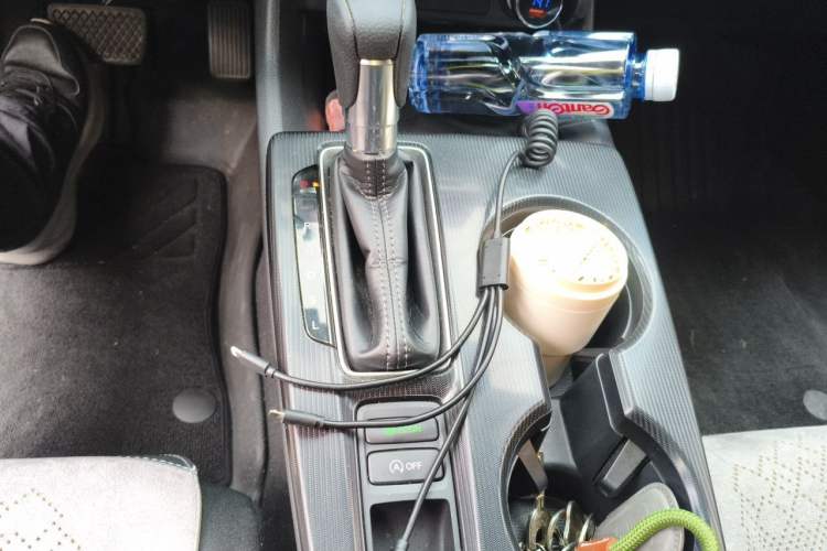 Used Honda Civic 2022 240TURBO CVT Dynamic Edition Gear Lever