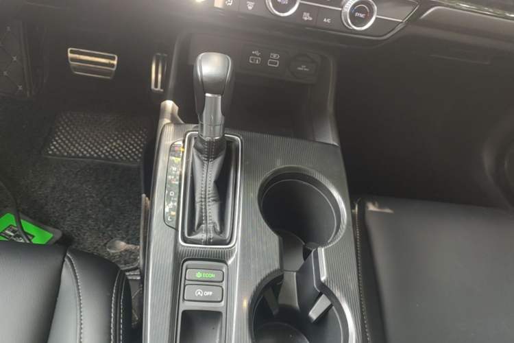 Used Honda Civic 2022 240TURBO CVT Dynamic Edition Gear Lever