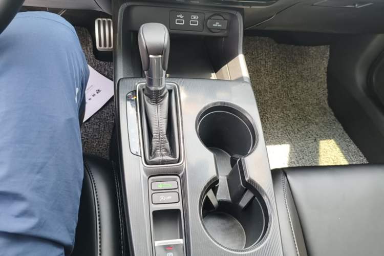 Used Honda Civic 2022 240TURBO CVT Jingcheng Edition Gear Lever