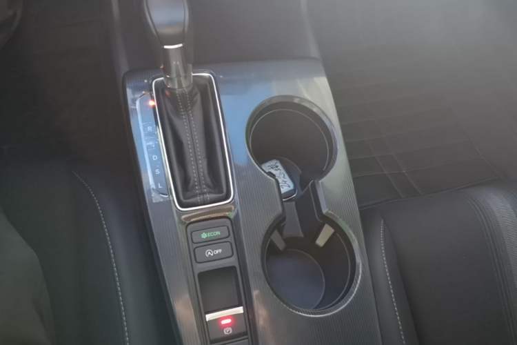 Used Honda Civic 2022 240TURBO CVT Dynamic Edition Gear Lever