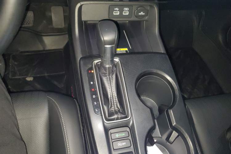 Used Honda Civic 2022 240TURBO CVT Dynamic Control Version Gear Lever