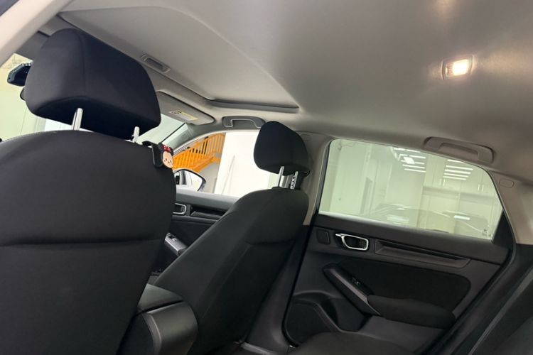 Used Honda Civic 2022 240TURBO CVT Dynamic Edition Headliner
