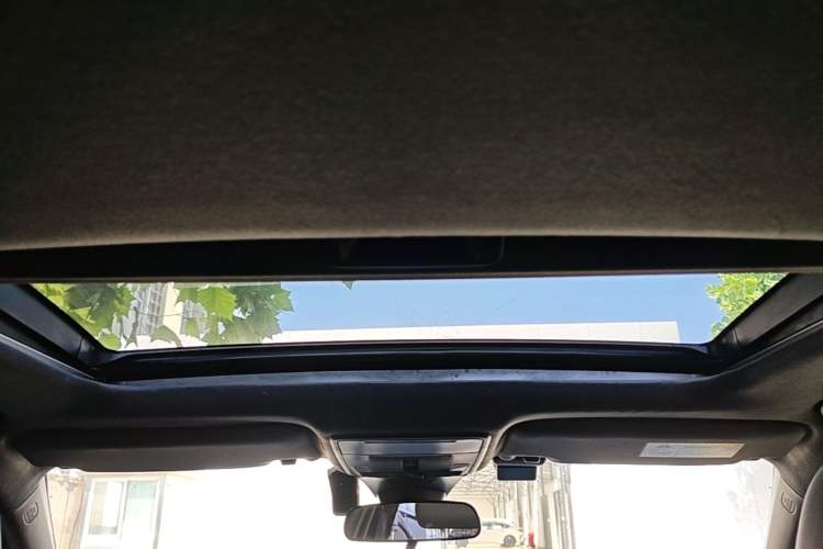 Used Honda Civic 2022 240TURBO CVT Dynamic Edition Headliner