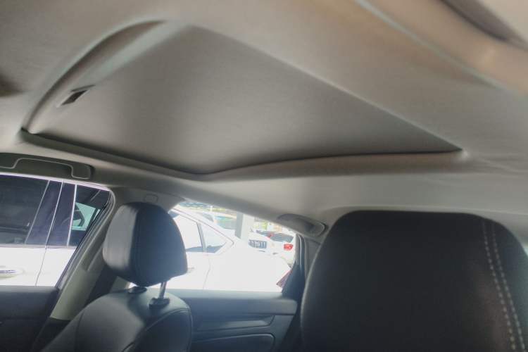 Used Honda Civic 2022 240TURBO CVT Dynamic Edition Headliner