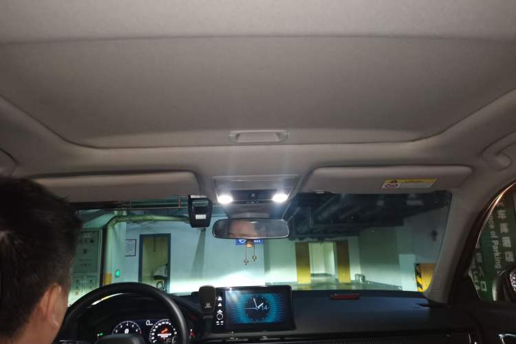 Used Honda Civic 2022 240TURBO CVT Dynamic Edition Headliner