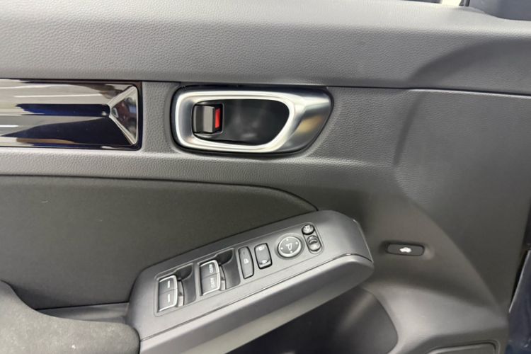 Used Honda Civic 2022 240TURBO CVT Dynamic Edition Interior 1