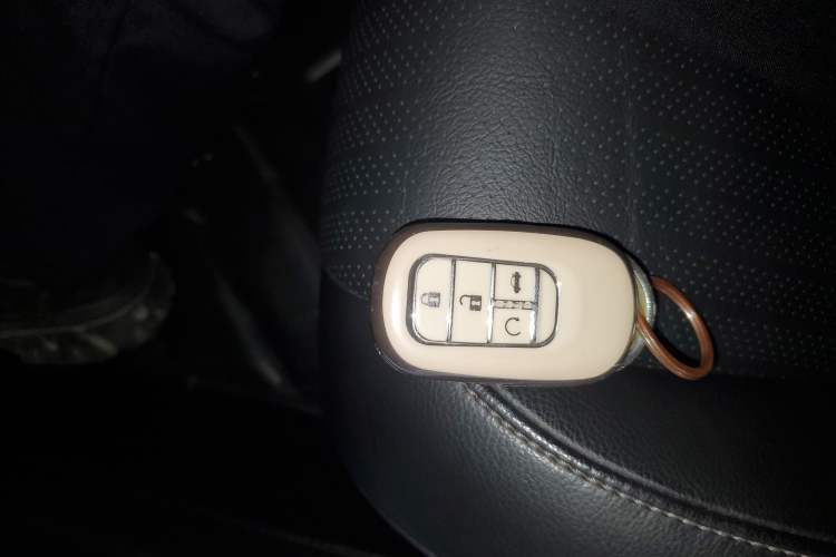 Used Honda Civic 2022 240TURBO CVT Dynamic Control Version Interior 1