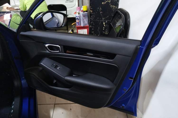 Used Honda Civic 2022 240TURBO CVT Dynamic Edition Interior 5