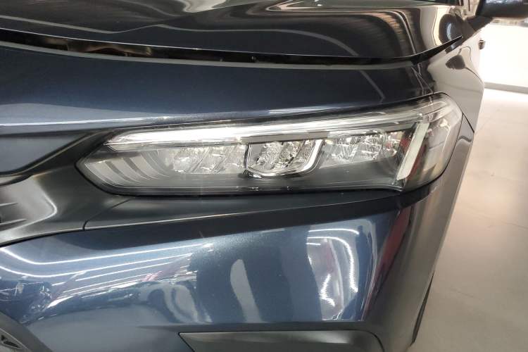 Used Honda Civic 2022 240TURBO CVT Dynamic Control Version Left Front Headlight