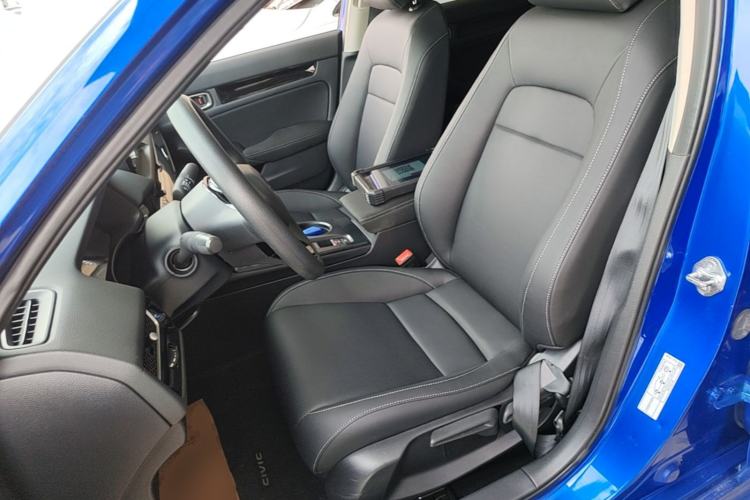Used Honda Civic 2022 240TURBO CVT Dynamic Edition Left Front Seat