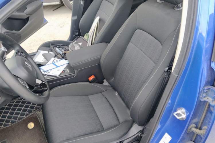 Used Honda Civic 2022 240TURBO CVT Dynamic Edition Left Front Seat