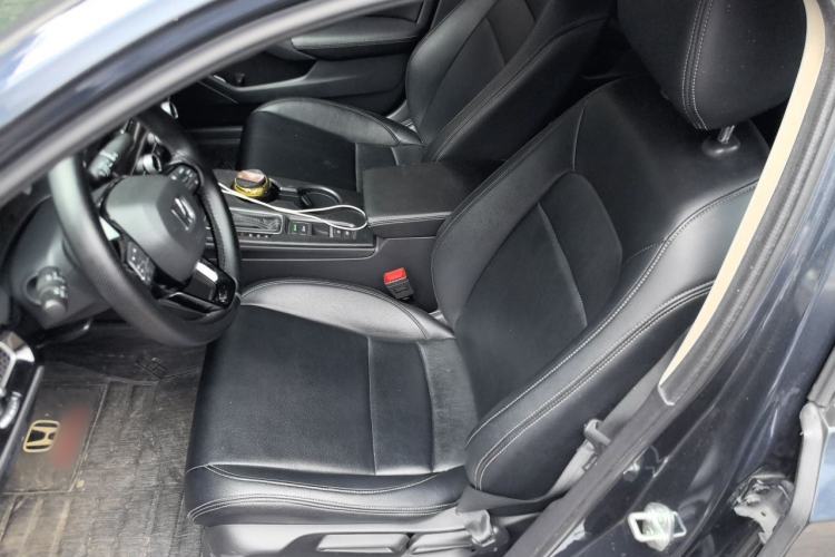 Used Honda Civic 2022 240TURBO CVT Dynamic Edition Left Front Seat