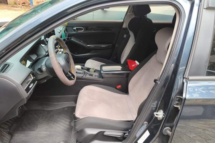 Used Honda Civic 2022 240TURBO CVT Dynamic Edition Left Front Seat