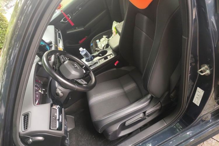 Used Honda Civic 2022 240TURBO CVT Dynamic Edition Left Front Seat