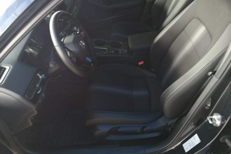 Used Honda Civic 2022 240TURBO CVT Dynamic Edition Left Front Seat