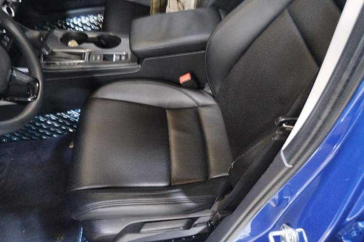 Used Honda Civic 2022 240TURBO CVT Dynamic Edition Left Front Seat