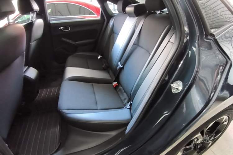 Used Honda Civic 2022 240TURBO CVT Dynamic Edition Left Rear Seat