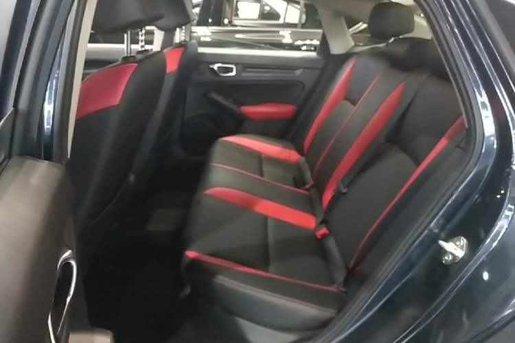 Used Honda Civic 2022 240TURBO CVT Dynamic Edition Left Rear Seat