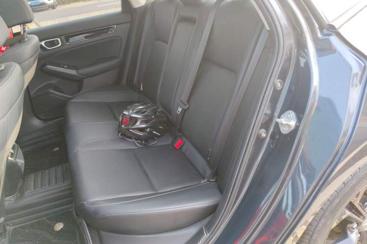 Used Honda Civic 2022 240TURBO CVT Dynamic Control Version Left Rear Seat
