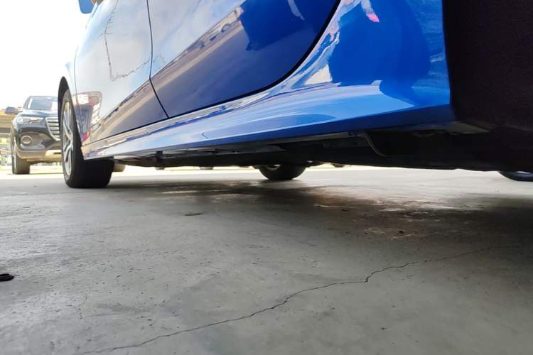 Used Honda Civic 2022 240TURBO CVT Dynamic Edition Left Side Sill