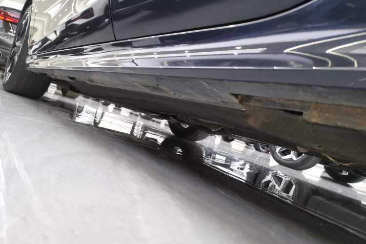 Used Honda Civic 2022 240TURBO CVT Dynamic Edition Left Side Sill