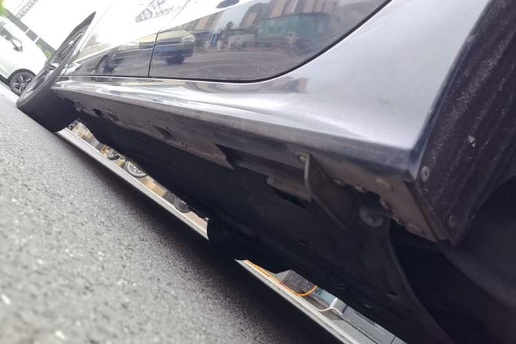 Used Honda Civic 2022 240TURBO CVT Dynamic Edition Left Side Sill