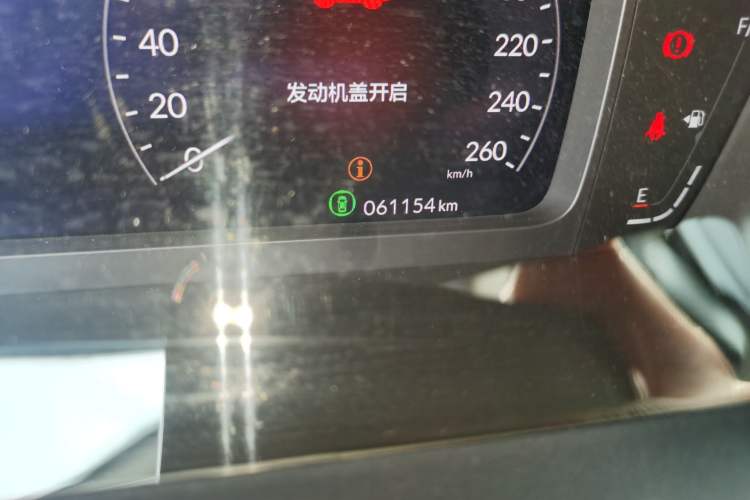 Used Honda Civic 2022 240TURBO CVT Dynamic Edition Odometer Close Up