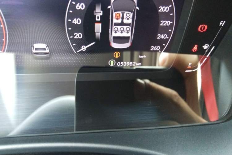 Used Honda Civic 2022 240TURBO CVT Dynamic Edition Odometer Close Up